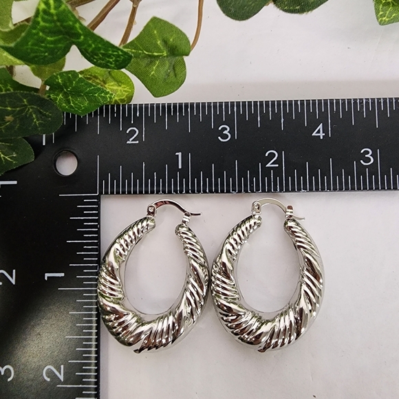 Silver Doorknocker Style Hollow Hoop Earrings - Picture 4 of 7